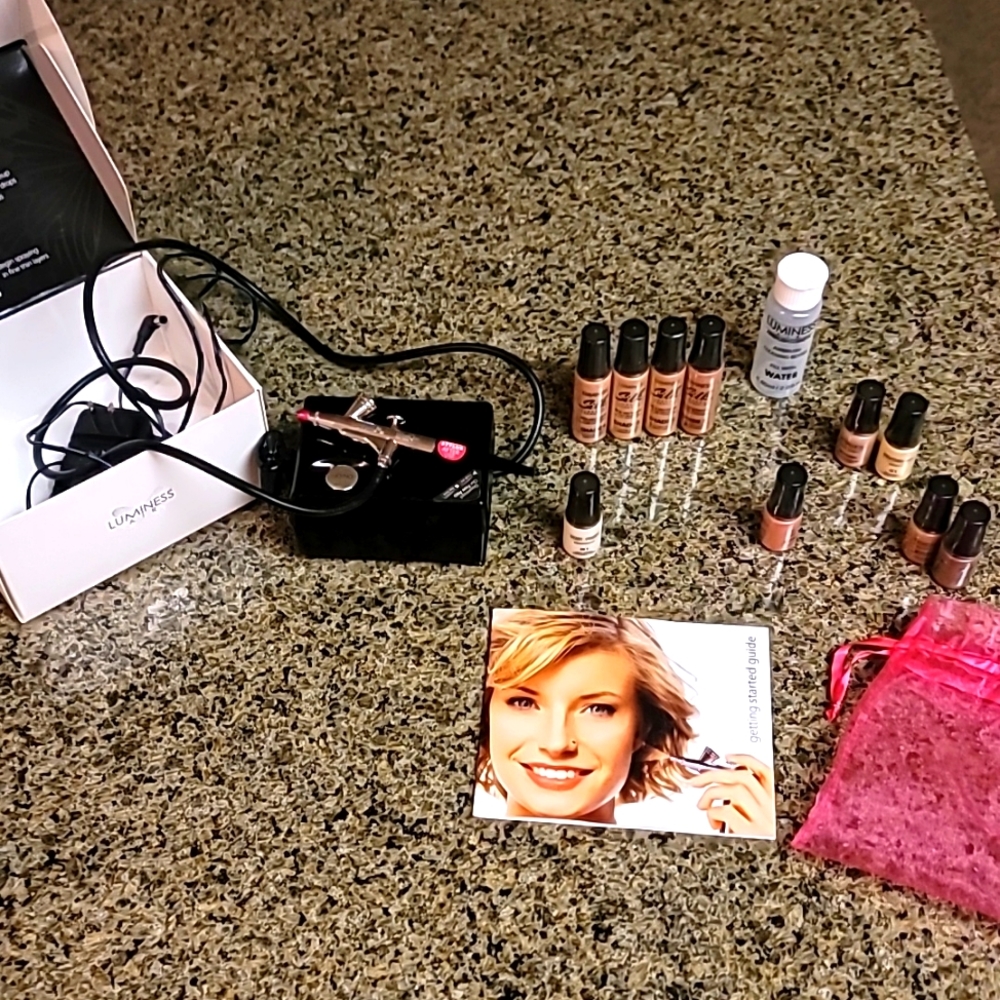 Luminess airbrush system